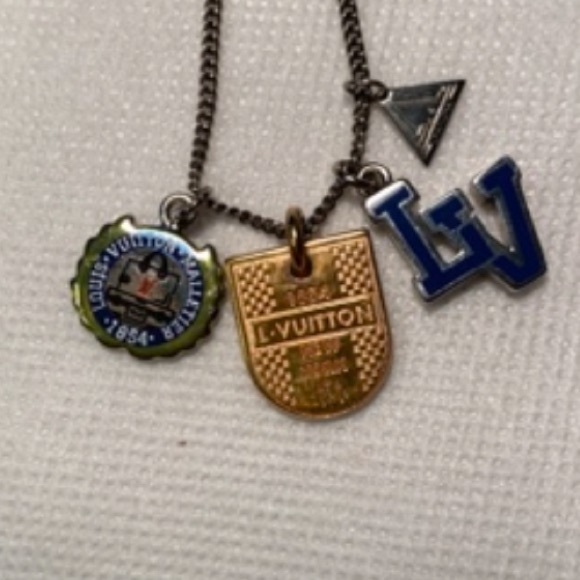 Louis Vuitton LOL Charm Necklace Multicolor W/Certificate of Authenticity - Picture 1 of 14